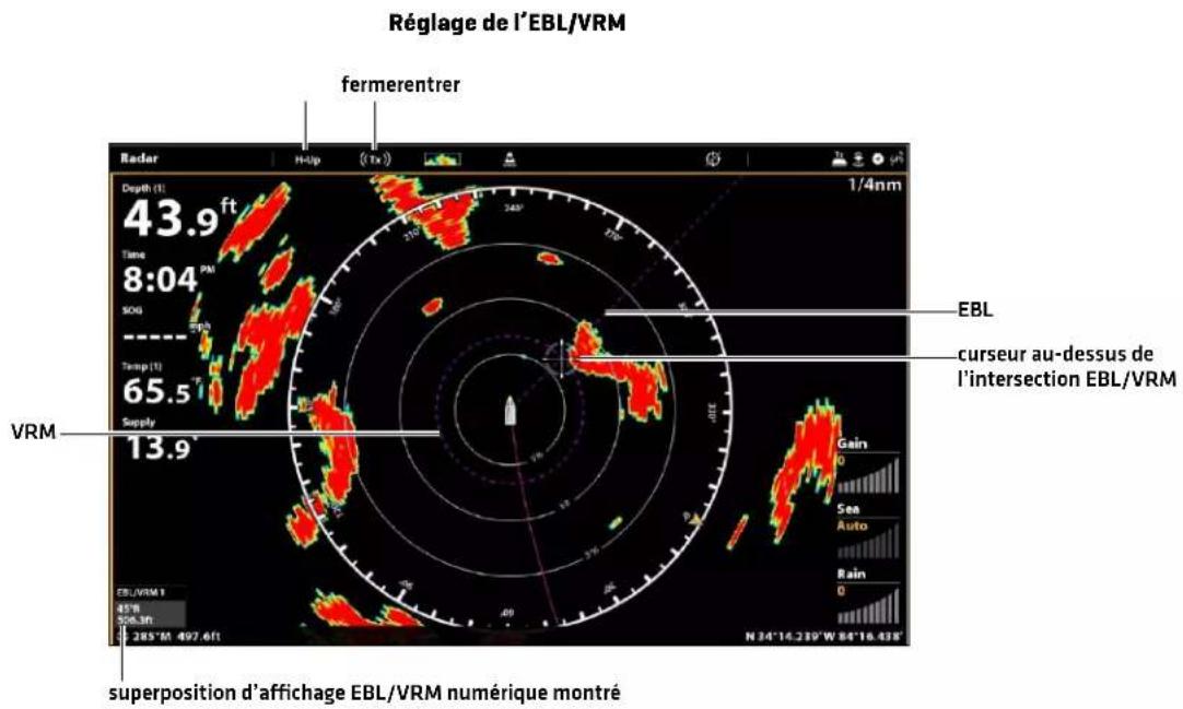 Réglage de l'EBL/VRM fermerentrer Depth (1) 43.9 ft Time 8:04 PM SOG Temp (1) 65.5 °F Supply EBL curseur au-dessus de l'intersection EBL/VRM VRM 13.9 Superposition d'affichage EBL/VRM numérique montré