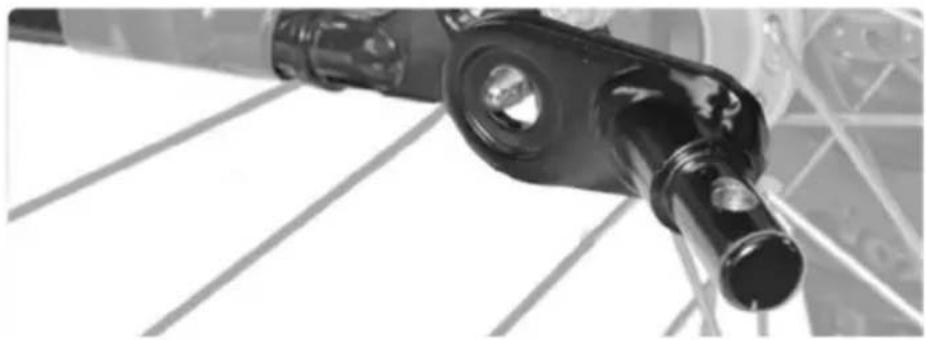 Axkid Grand Tour - WARNING! The axle coupling must be fitted correctly. An incorrectly mounted axle coupling can come loose while riding and lead to accidents with life-threatening injuries. - 4