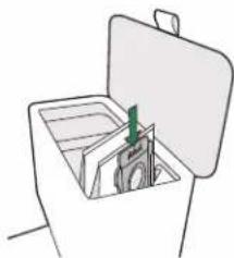 IROBOT Roomba j5 - Replacing the Bag - 6