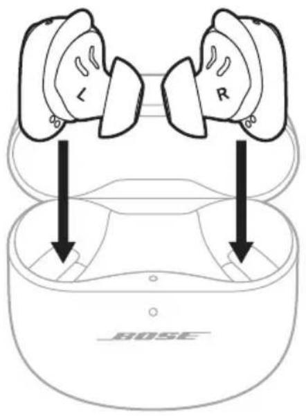 BOSE QuietComfort Ultra Headphones - 將兩個耳機都置於充電盒。 - 1