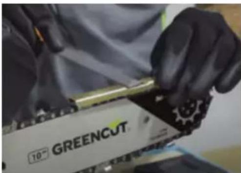 Greencut GS240C - CONTROLO E TENSIONAMENTO DA CORRENTE - 6