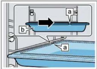 SIEMENS CM724G1B2 - Insérer les accessoires dans le compartiment de cuisson - 2