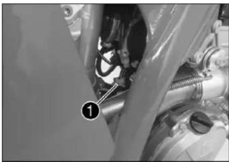 GAS GAS EC 500F (2024) - Vis de réglage du régime de ralenti - 1