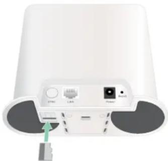 ARLO Pro 5S 2K - Insérer une carte micro SD - 1