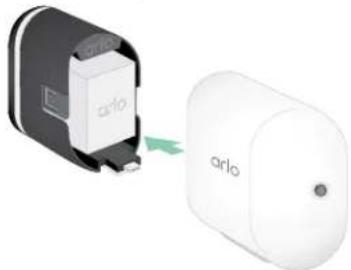 ARLO Pro 5S 2K - Remplacer la batterie d'une caméra Pro 5 2K Spotlight - 1