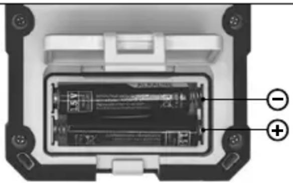 Laserliner RangeXtender M50 - Inserimento delle batterie - 1