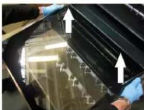 Forza FR366SE - Cleaning the Inner Glass Door - 3
