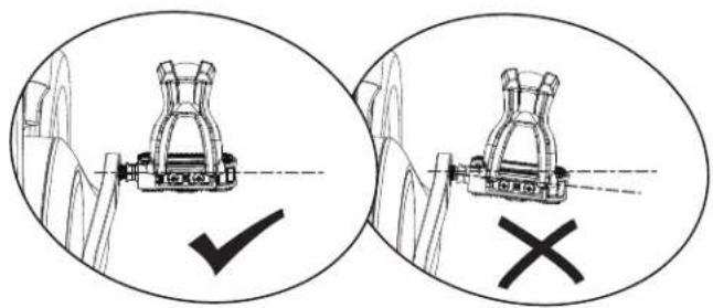 BOWFLEX IC Bike SE - Fixer les pédales à l'ensemble cadre - 2