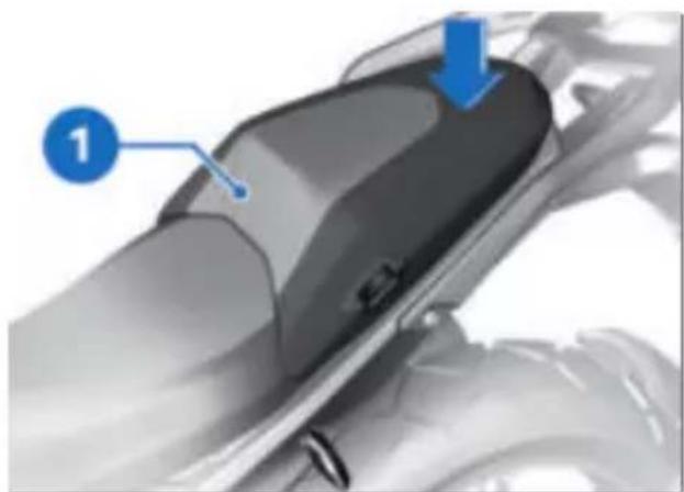BMW R 1300 GS (2023) - Régler la selle passager - 2
