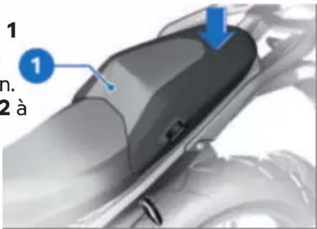 BMW R 1300 GS (2023) - Pose de la selle passager - 2