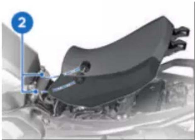 BMW R 1300 GS (2023) - Pose de la selle pilote - 2