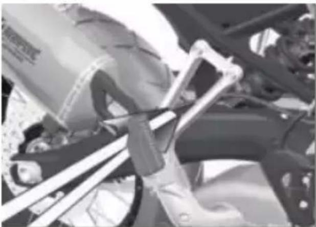 BMW F 900 GS (2023) - Composants coincés - 1