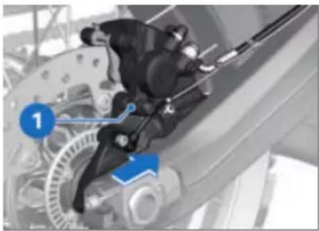 BMW F 900 GS (2023) - MAINTENANCE - 2