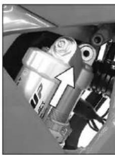 GAS GAS EC 250F (2023) - Monter l'amortisseur - 1