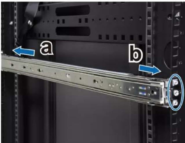 SYNOLOGY UC3200 - Pour installer le kit de rails : - 1