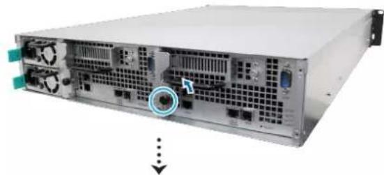 SYNOLOGY UC3200 - Pour installer le module de RAM : - 1