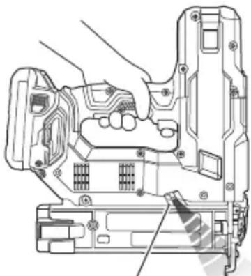 HiKOKI N1804DB - Consulte la sección "SEGURIDAD, INSTRUCCIONES IMPORTANTES DE SEGURIDAD PARA EL CARGADOR DE BATERÍAS" (página 57). - 1