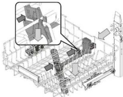 HOTPOINT H7I HP42 LO - CLEANING THE FILTER ASSEMBLY - 2