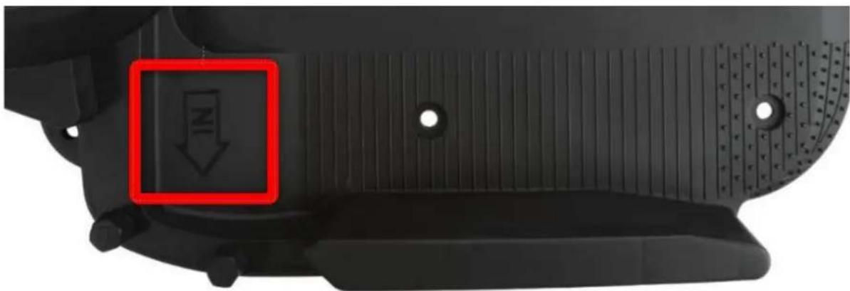 Fuxtec FX-RB218 - Het laadstation opladen en controleren - 2