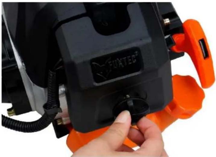 Fuxtec FX-MT152E - Pulizia filtro dell'aria - 1