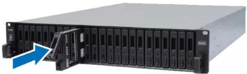 SYNOLOGY FX2421 - Installation des disques - 3