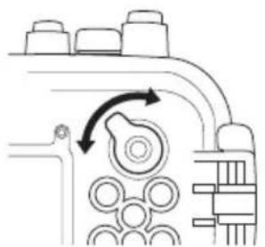 CANON WP-DC27 - Inserimento della fotocamera nella Custodia Impermeabile - 3