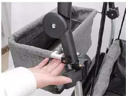 Fuxtec FX-CTL950 - Befestigung der Hecktasche - 1