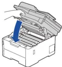 BROTHER DCP-L3560CDW - Retirez les matériaux d'emballage de l'appareil et réinstallez les ensembles unité tambour/cartouche de toner - 7