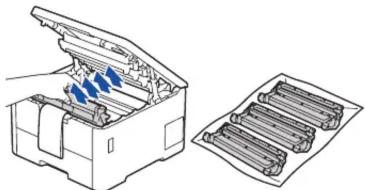 BROTHER HL-L3240CDW - Retirez les matériaux d'emballage de l'appareil et réinstallez les ensembles unité tambour/cartouche de toner - 3