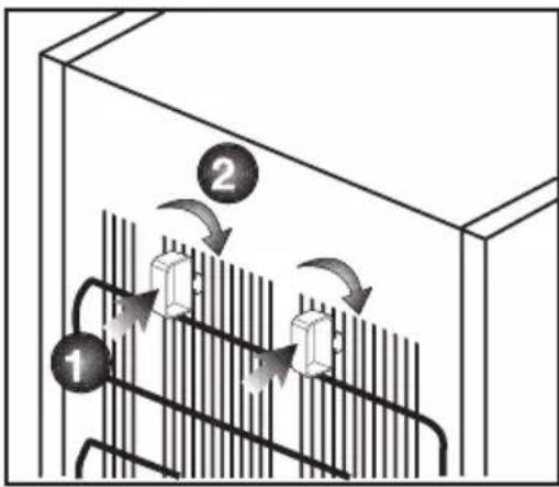 Diagram showing fluid flow through a container with labeled components and directional arrows indicating flow direction.