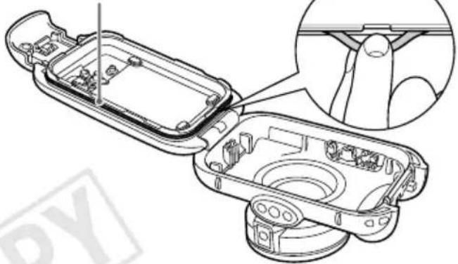CANON WP-DC41 - Для открытия футляра освободите защелку. - 1