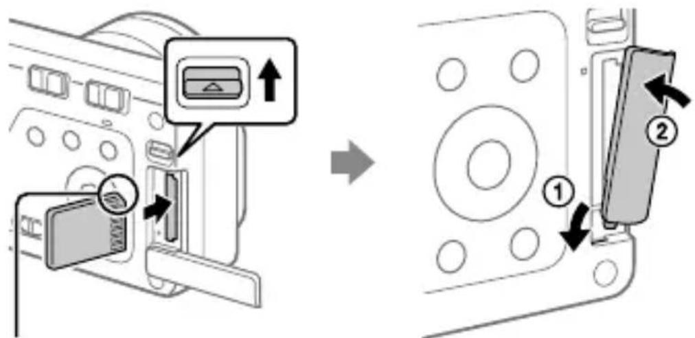 SONY ILX-LR1 - Isætning af et hukommelseskort (sælges separat) i kameraet - 1