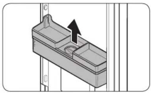 SAMSUNG RB34C600DWW - So füllen Sie den Wassertank mit Trinkwasser - 1