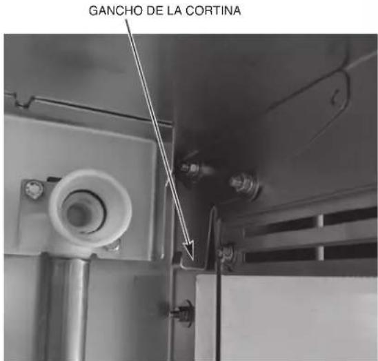 Hobart FT1000e - Instalación de ganchos de las cortinas y del difusor de aire de descarga - 2