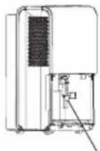 BLACK & DECKER BD50MWSA - REMOVING THE COLLECTED WATER - 3