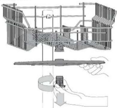 HOTPOINT HSIO 3T235 WCE - CLEANING THE SPRAY ARMS - 1