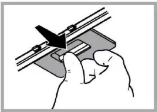 HOTPOINT HAH 65 F LB X/1 - Maintenance of the anti-grease filters Traps cooking grease particles. - 1