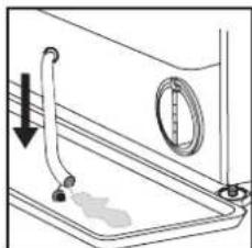 HOTPOINT BI WMHG 81485 EU - Curătarea filtrului de apă/scurgerea apei reziduale - 2