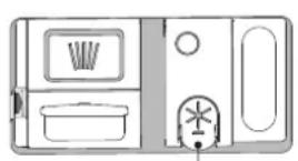 HOTPOINT HFC 3B19 X - REEMPLIR LE DISTRIBUTEUR DE LIQUIDE DE RINCAGE - 1