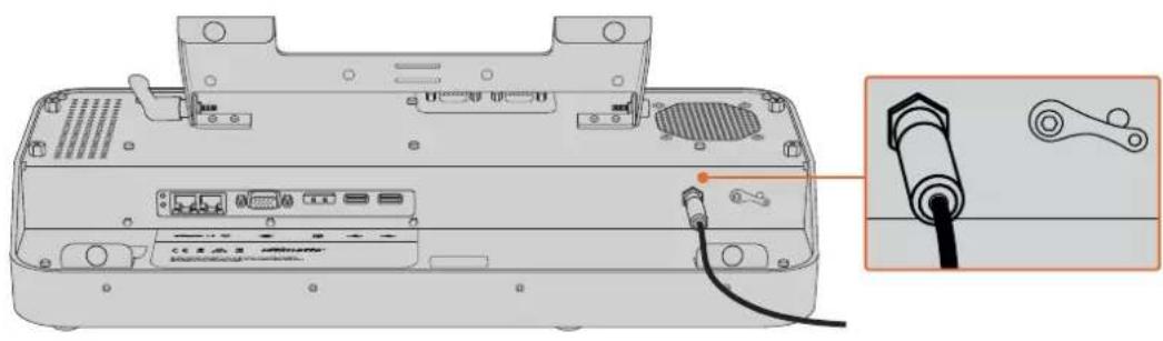 Blackmagic Design Ultimatte 12 - 连接电源 - 1