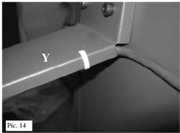 EDILKAMIN SERBATOIO 500 Kg - Fastening the electronic regulator (R) to the tank - 4