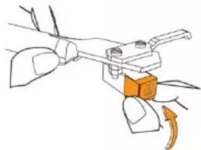 LENCO LS-470 - Installieren einer neuen Tonnadel - 2