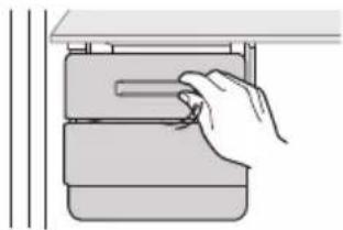 SAMSUNG RT46H5321SP - Removing the Ice Cubes - 2