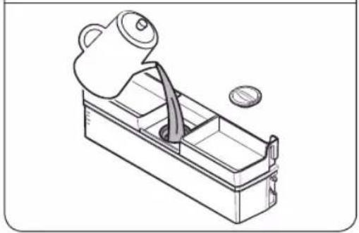 SAMSUNG RB34C605CS9 - De watertank vullen met drinkwater - 3