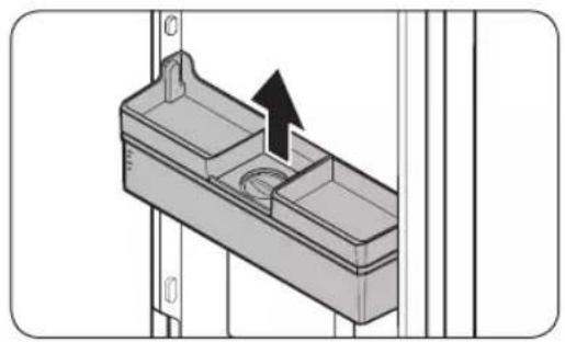 SAMSUNG RB34C605CB1 - So füllen Sie den Wassertank mit Trinkwasser - 1