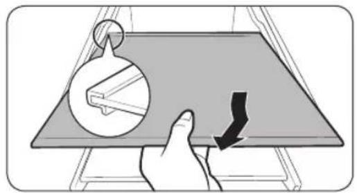 SAMSUNG RB38C7B5D22 - Utilisation de la clayette du congélateur (modèles applicables uniquement) - 3