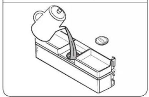 SAMSUNG RB34C632DSA - So füllen Sie den Wassertank mit Trinkwasser - 3