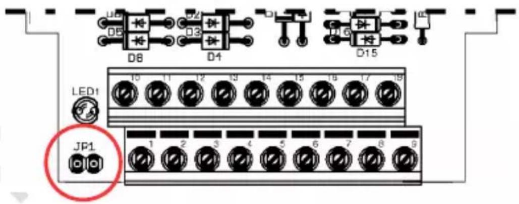 Tams Elektronik SD-34.2 - Programmation de l'adresse avec le cavalier / bouton de programmation - 1