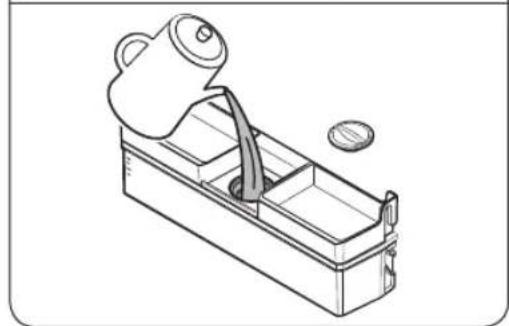 SAMSUNG RB38C7B6C41 - So fullen Sie den Wassertank mit Trinkwasser - 3
