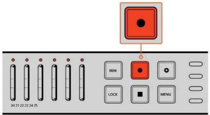 Blackmagic Design Duplicator 4K - Gravar clipes - 1